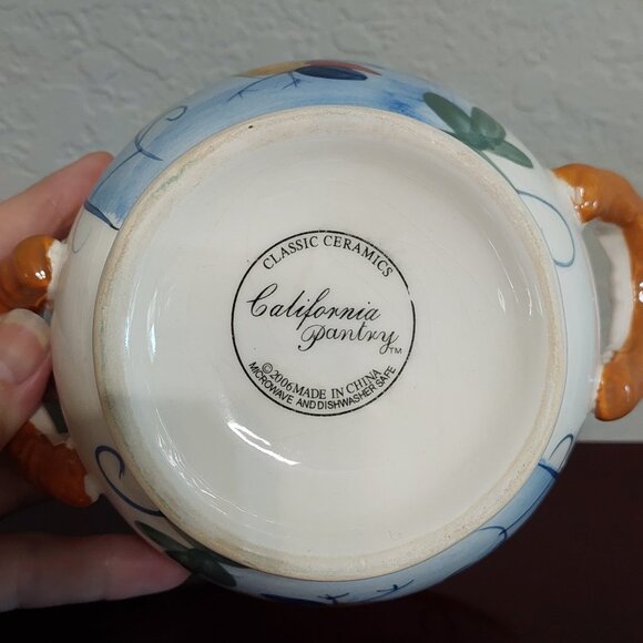 California Pantry 2006 Set of 2 Footed, Double Handled Rooster Soup Bowls - Picture 6 of 13